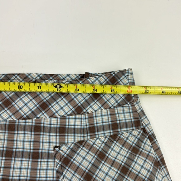 Lolë Women's Plaid Skort - Picture 8 of 10